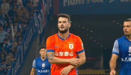 开云体育-瓦神！瓦科连续7轮破门总计打入13球，含1次大四喜1次帽子戏法！