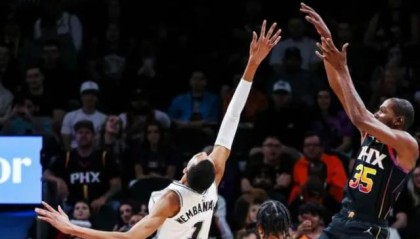 vip 注册地址-面对偶像先交学费后赢比赛 文班亚马赛后喜极而泣