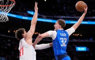 Kaiyun 开云体育官网-拒逆转！伦纳德34+4，弗拉格25+9，NBA纪录诞生，此战诞生4个事实